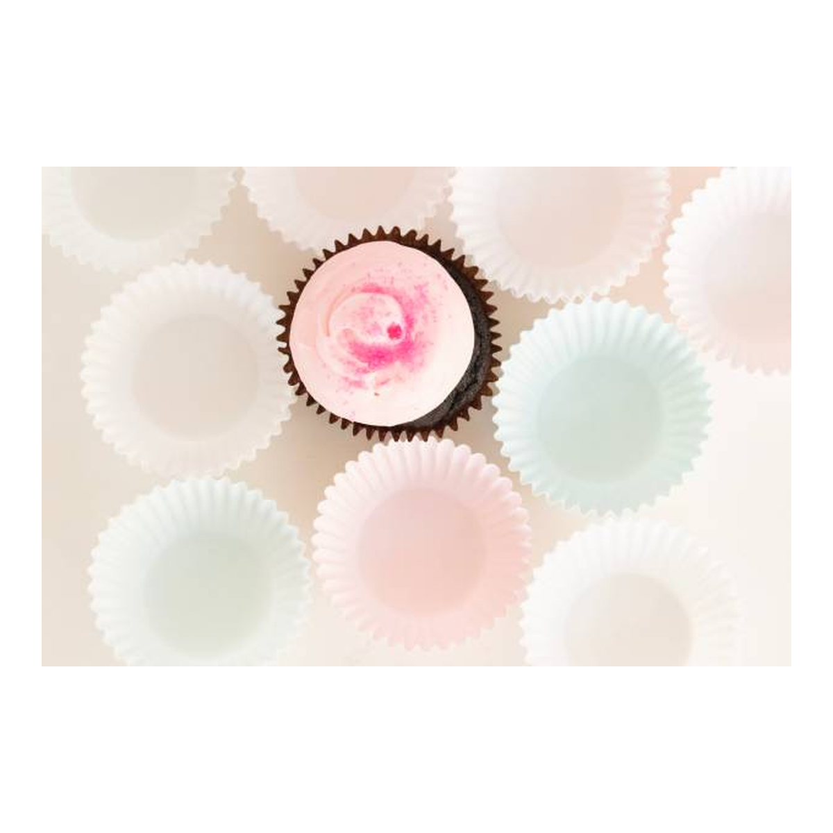 Midwest Bakers Supply Cupcake Liner Pack main product image